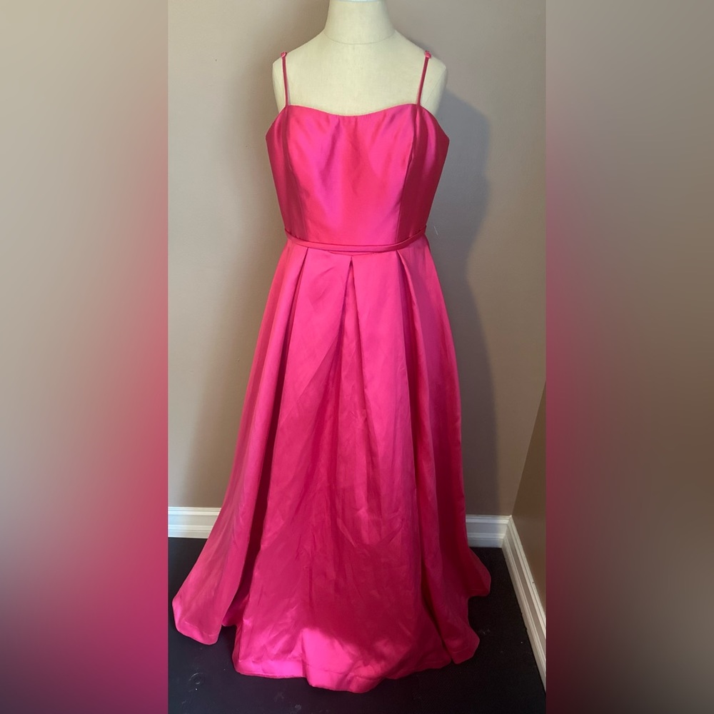 B Darlin Barbie pink ball gown, junior size 15/16, never worn